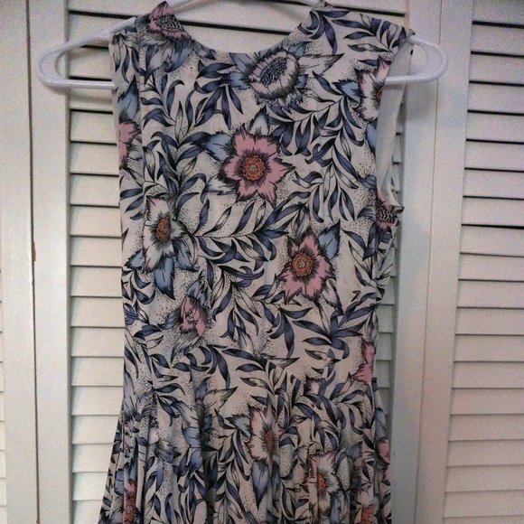 H&M Blue & Pink Flower Pattern Sleeveless Dress - Picture 1 of 5